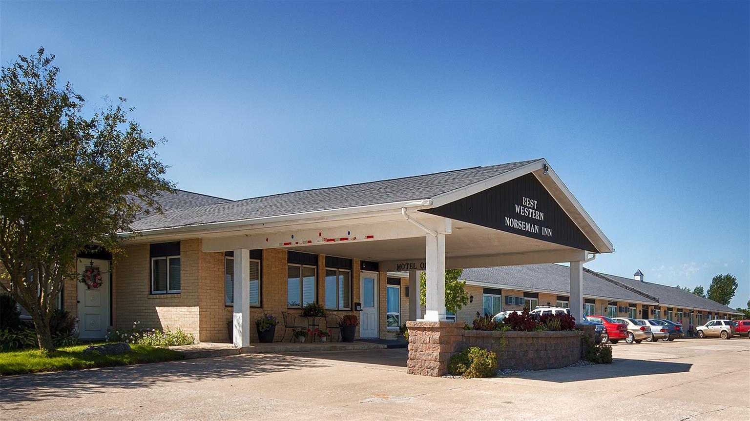 Hotel Super 8 By Wyndham Williams Exterior foto
